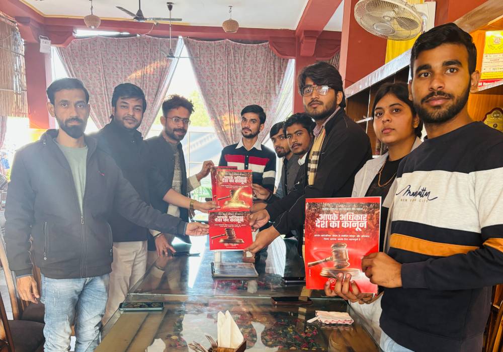 लखनऊ यूनिवर्सिटी के छात्रों संग बदलाव की नई शुरुआत